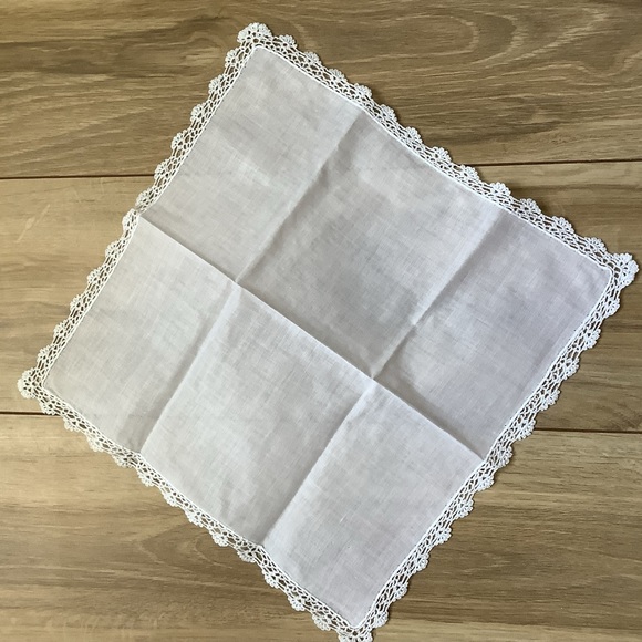 New cotton handmade crochet lace handkerchief hankie - Picture 3 of 8